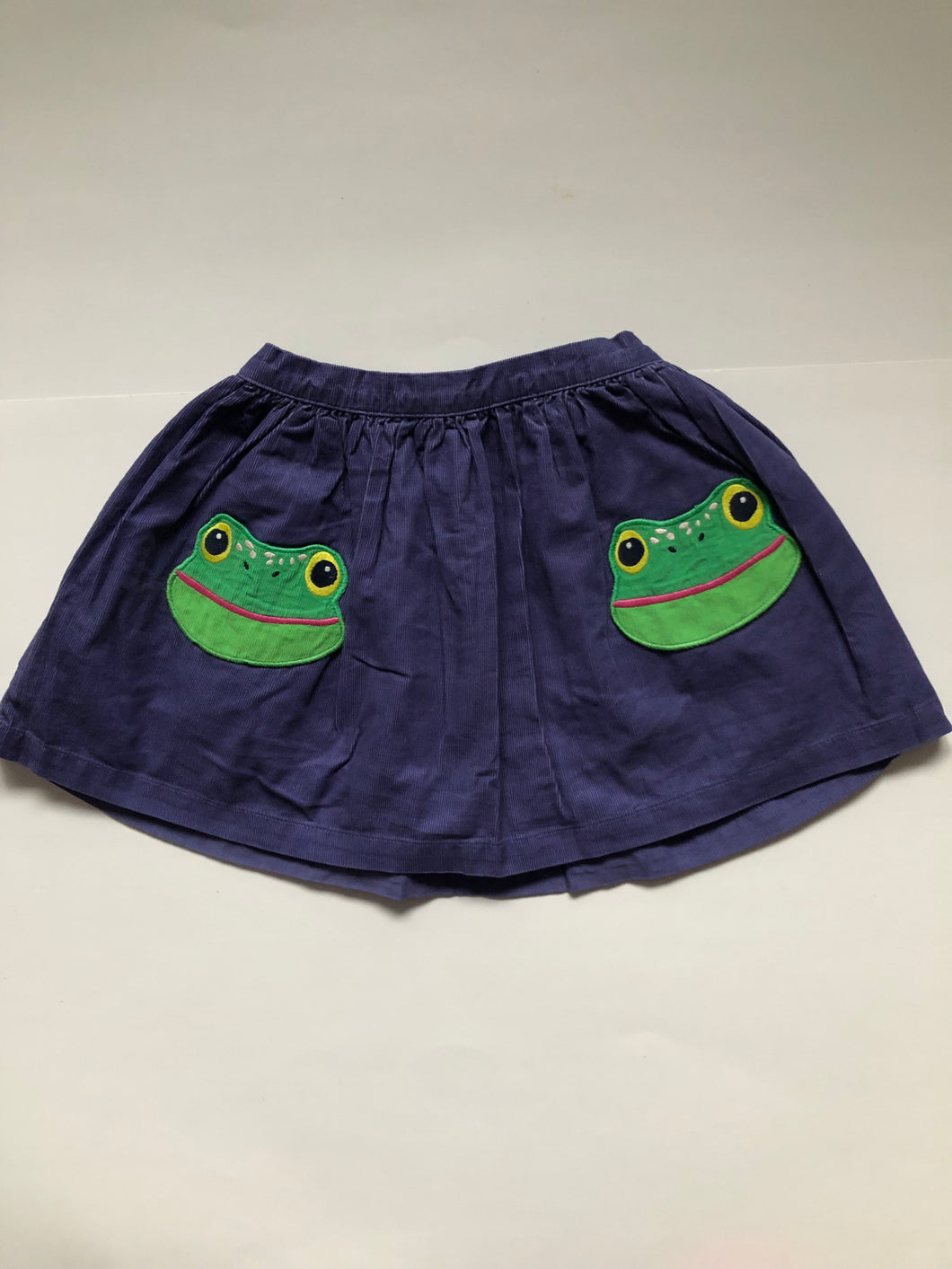 NWOT Mini Boden Frog Appliqué Skirt