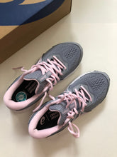 Load image into Gallery viewer, NWT Women ASICS Gel-Contend 7 Wide Shoes
