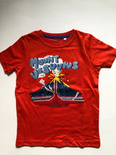 Load image into Gallery viewer, NWOT Mini Boden Educational Textured Fact T-Shirt

