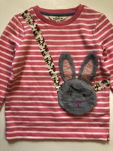Load image into Gallery viewer, NWOT Mini Boden Appliqué Pocket Tunic 3-4Y(A minor fabric flaw)
