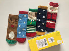 Load image into Gallery viewer, NWT Mini Boden Fluffy Christmas Socks 5 Pack
