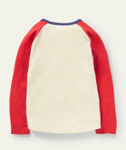 Load image into Gallery viewer, NWOT Mini Boden Festive Pun T-shirt
