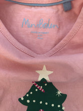 Load image into Gallery viewer, Pre owned Mini Boden Festive Christmas Tree Tee shirt 4-5Y
