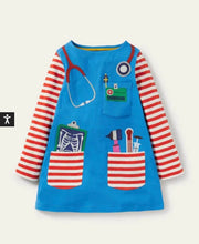 Load image into Gallery viewer, HTF NWOT Mini Boden Appliqué Pocket Doctor Tunic
